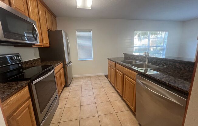 3 beds, 2.5 baths, $2,700