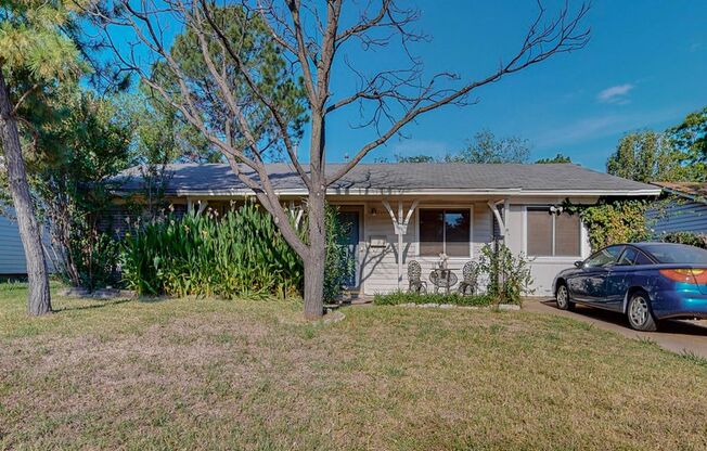 Available June | 3 Bedroom for Lease in Euless