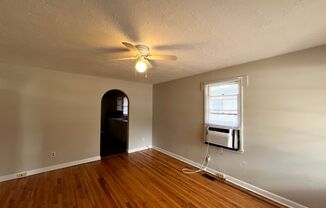 3 beds, 1 bath, $975