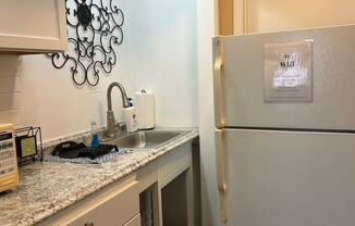 1 bed, 1 bath, $750