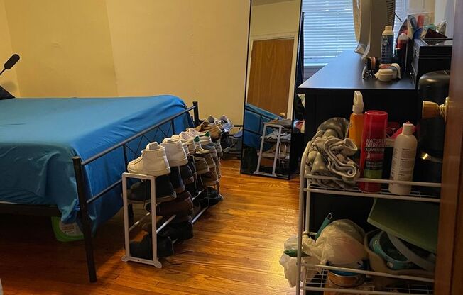 1 bed, 1 bath, 330 sqft, $1,045, Unit 205