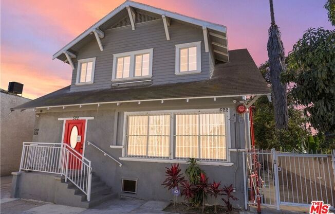 524 W VERNON AVE