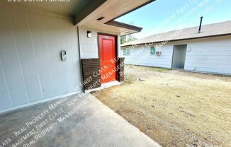 815 JOHN ADAMS DR