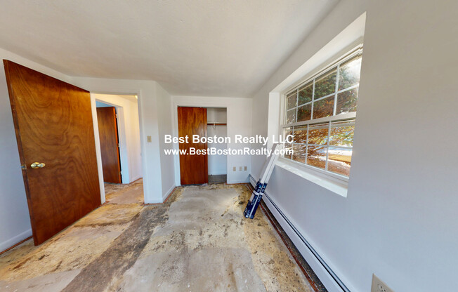 7 MERIDIAN ST