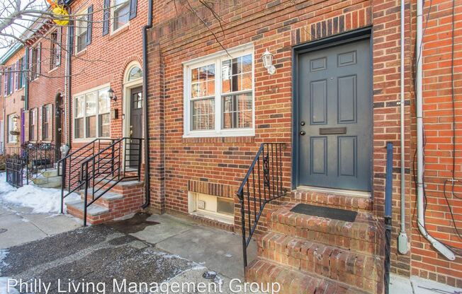 430 Catharine St - House