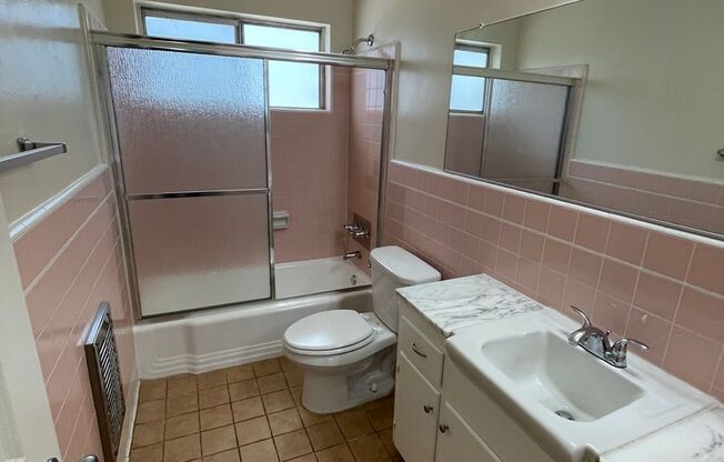 1 bed, 1 bath, 624 sqft, $1,845, Unit 222