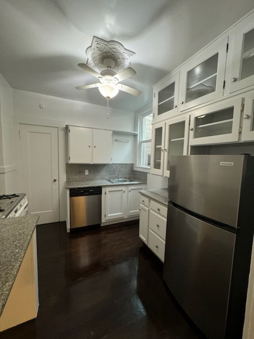 DUBOCE 180
