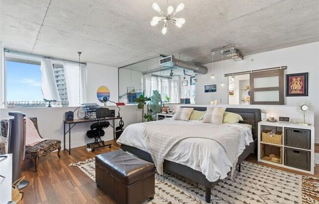 2 beds, 2 baths, $4,500, Unit # 3124