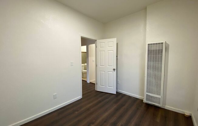 2 beds, 1 bath, $1,350