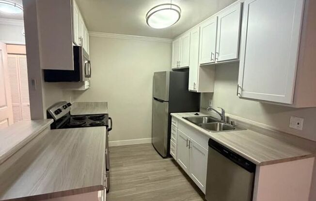 1 bed, 1 bath, 815 sqft, $2,395, Unit 222