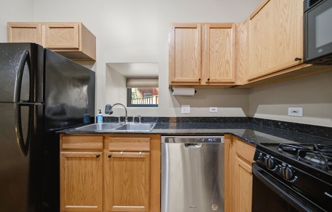 2 beds, 2 baths, $3,100, Unit 506