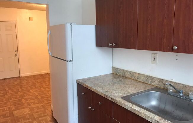 Ground Floor 2 Bedroom Just steps to Wynwood