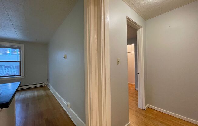 1 bed, 1 bath, 450 sqft, $1,250, Unit 209