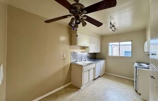 2 beds, 2 baths, $2,095, Unit Unit 212