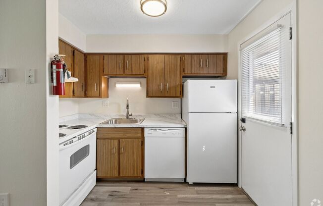 1 bed, 1 bath, 650 sqft, $889, Unit 1212F