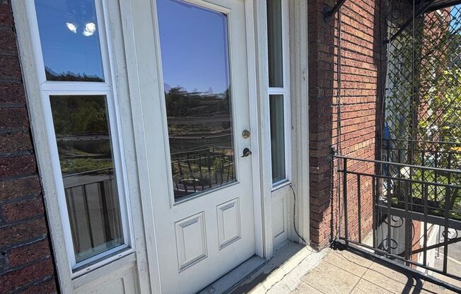 1 bed, 1 bath, 545 sqft, $1,295, Unit 303