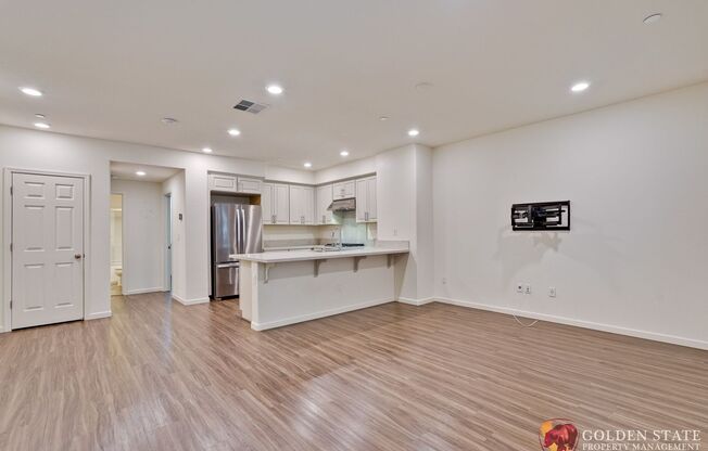 Modern 2-Bed Condo with Tesla Charger & Attached 2-Car Tandem Garage in San Jose