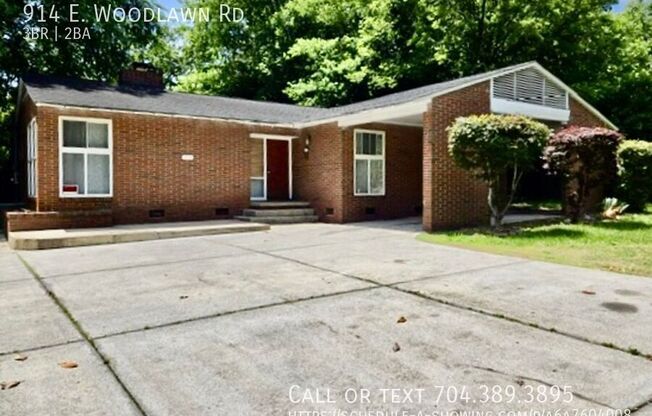 914 E WOODLAWN RD