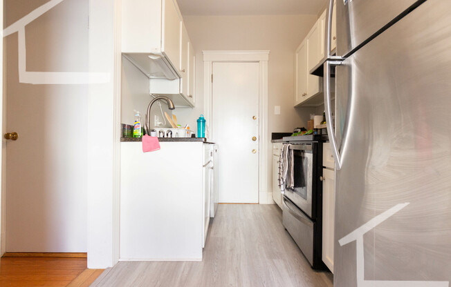 2 Sutherland Rd Apt 1