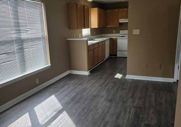 112 INDUSTRY PKWY