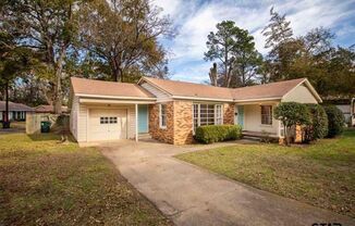 Sweet Cottage on Camellia!