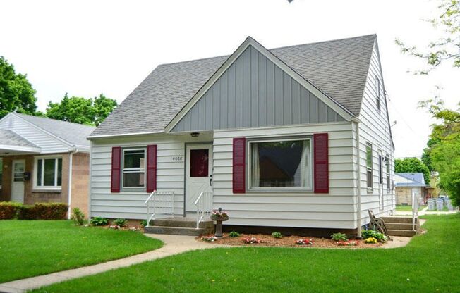 Cozy  3 Bedroom Single Family Home