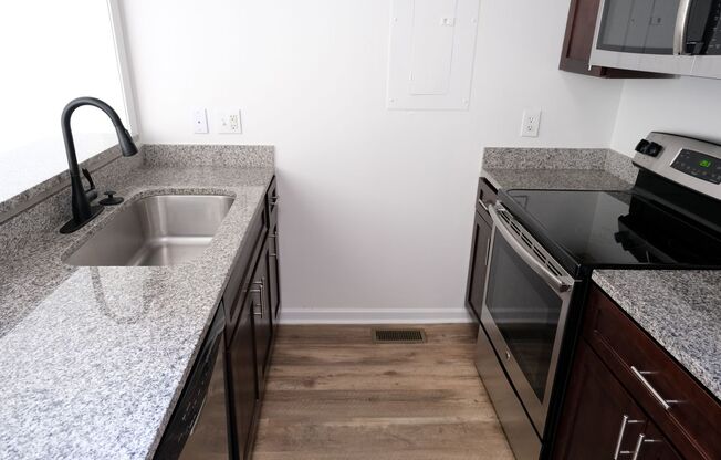 Studio, 1 bath, $1,475, Unit 510