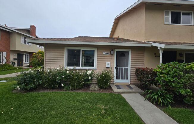 Harbor Valley Community: 1 Bedroom 1 Bath Single Story Attached End Unit,