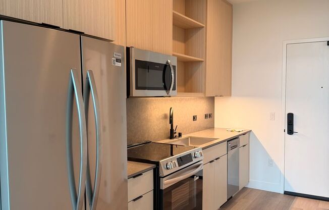 Studio, 1 bath, 362 sqft, $2,995, Unit 910
