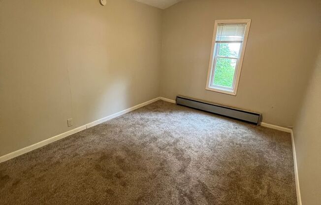 1 bed, 1 bath, $750