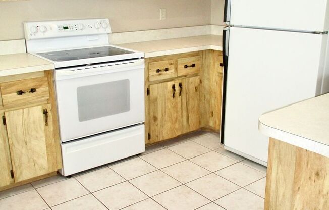 Spacious 2BR/2BA Townhouse – 1,550 Sq. Ft. – Ormond Beach