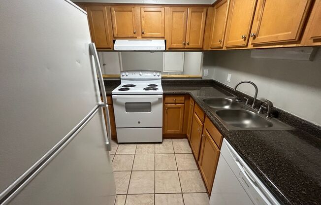 2 beds, 2 baths, $1,195, Unit 3609 D-47
