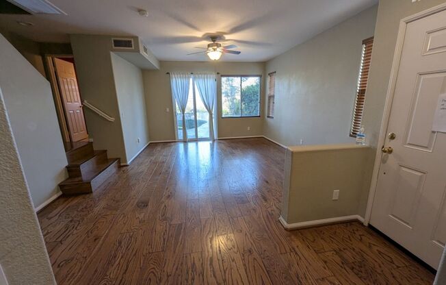 3 Bedroom - 2.5 Bathroom Townhome in Scripps Ranch