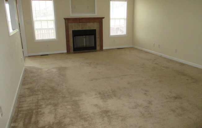 3 Bedroom 2 Bath Home For Rent Near Post!