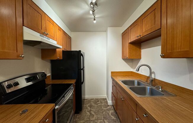 1 bed, 1 bath, 650 sqft, $1,250, Unit 4634