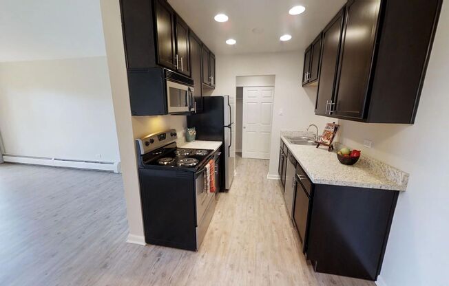 2 beds, 1 bath, 890 sqft, $1,850, Unit 306