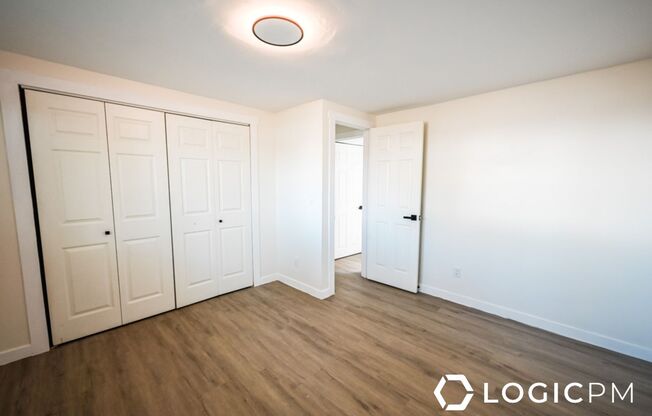 2 beds, 1 bath, 950 sqft, $1,200