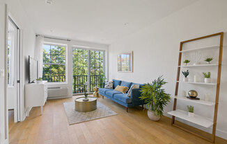 1229 PUTNAM AVE