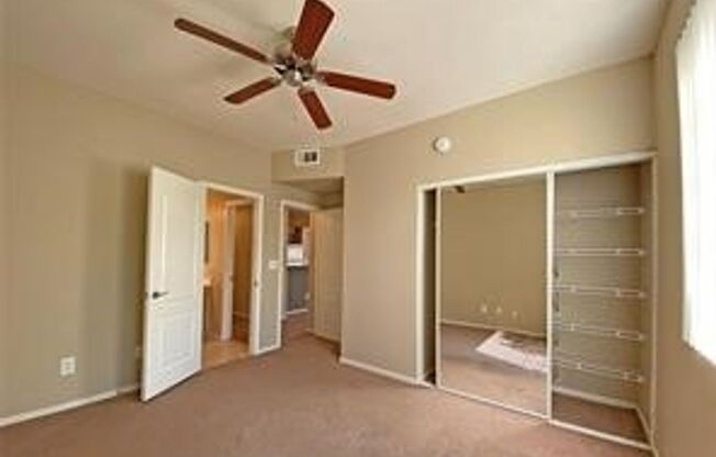 2 beds, 2 baths, $1,600, Unit UNIT 203