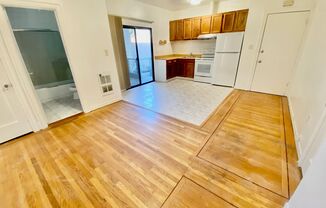 2 beds, 1 bath, 700 sqft, $2,600, Unit 2518 San Bruno Ave #2