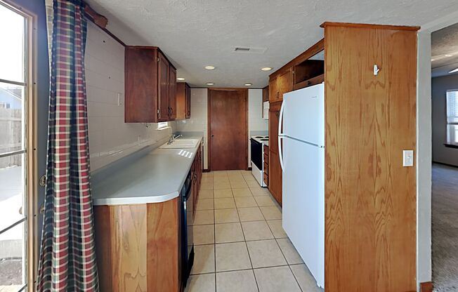 Lovely 3 Bedroom 1.5 Bathroom in Edmond Schools