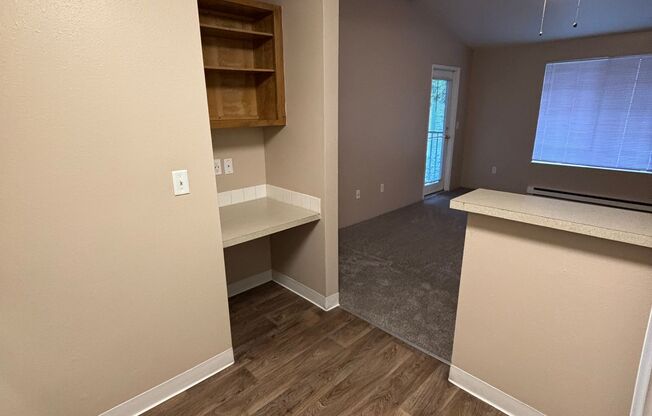 1 bed, 1 bath, 532 sqft, $1,400, Unit 238