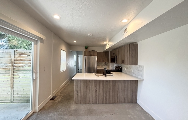 3579 South 900 East