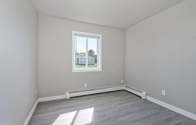 3 beds, 1.5 baths, 1,150 sqft, $1,599, Unit 2025