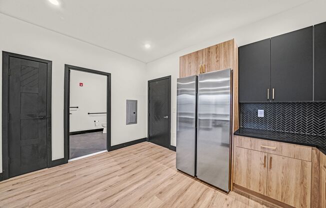 1 bed, 1 bath, 900 sqft, $2,000, Unit C11