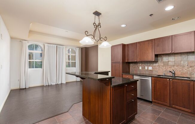 Luxury Living 2-bedroom, 2-bathroom condo located in Guard Gated Boca Raton