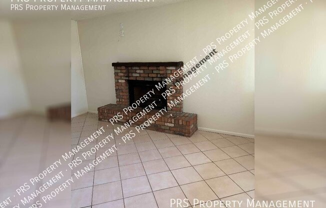 1439 W HUNTINGTON DR