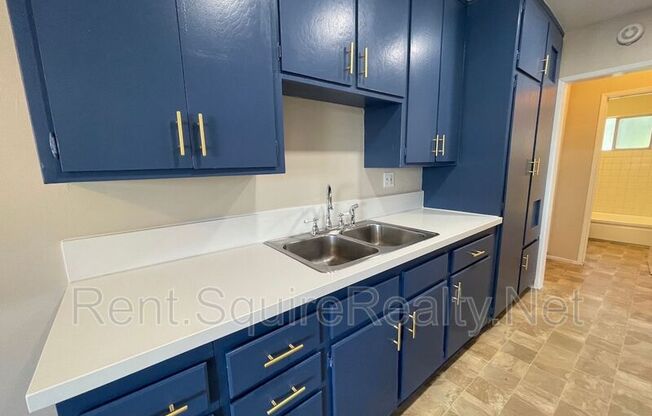 414 N SAN GABRIEL AVE