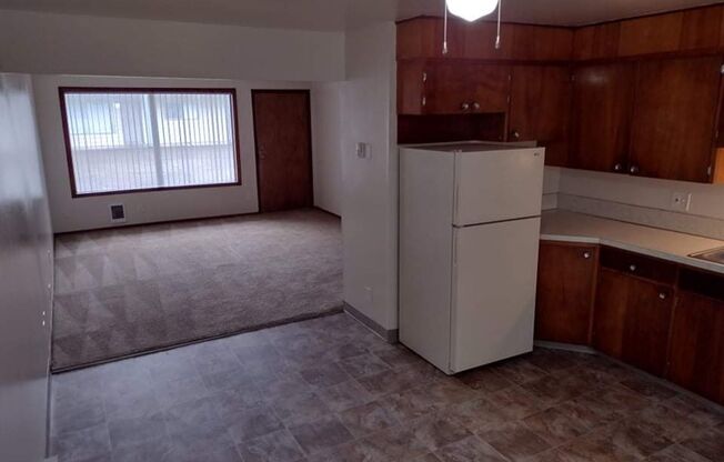 Beautiful 1  and 2 bedroom homes available near Downtown Vancouver! Beautiful Views and a great location!