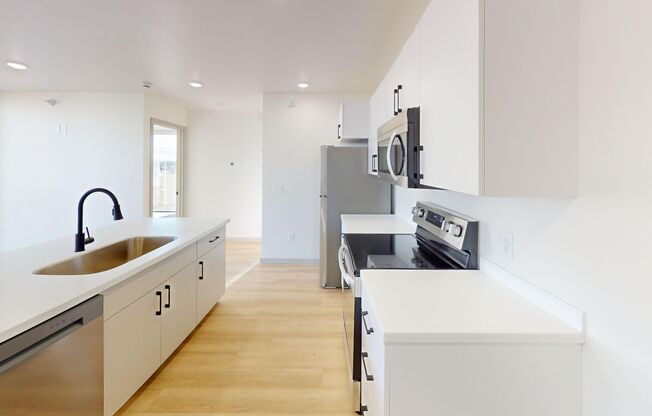 1 bed, 1 bath, 468 sqft, $745, Unit 2405-104